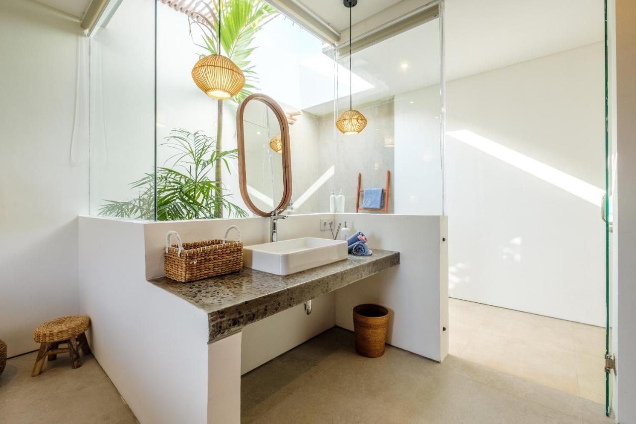 Octo 1 - Private Villas, Modern Style, Near Beach Canggu  Exterior photo
